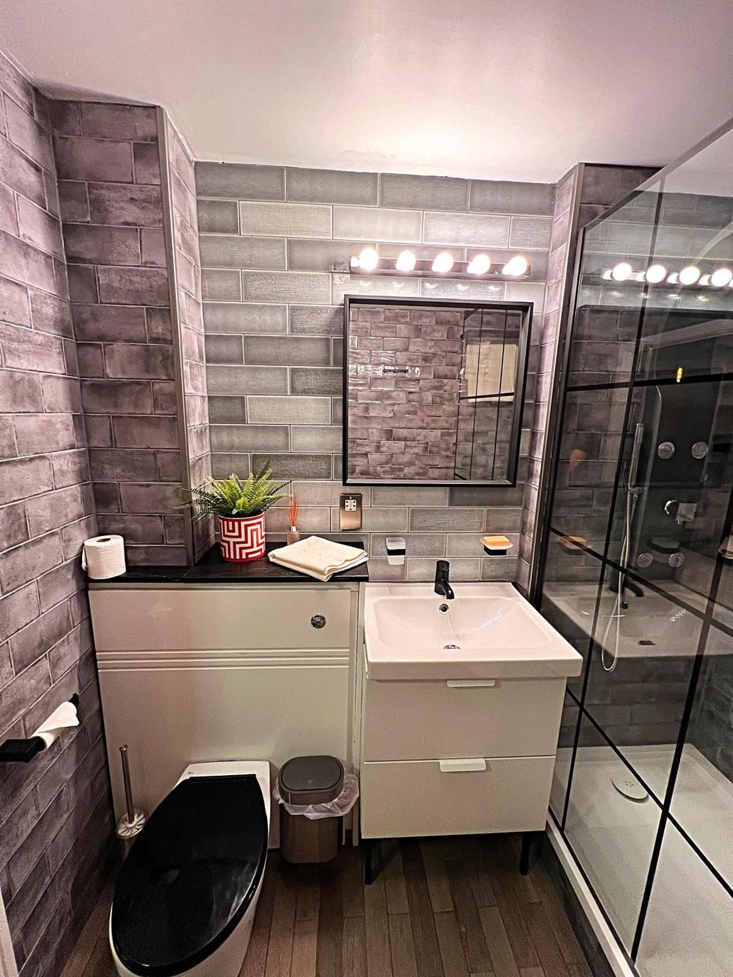 Latitude Chinatown Central Apartment 伯明翰 外观 照片
